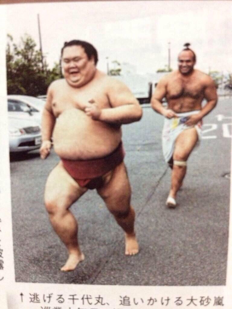 2ch大相撲 画像あり 逃げる千代丸 追いかける大砂嵐 2ch大相撲 画像あり 逃げる千代丸 追いかける大砂嵐