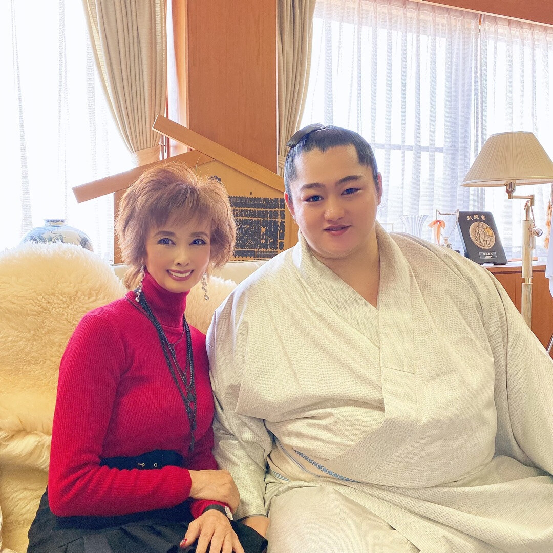 2ch大相撲 閲覧注意 遠藤関の加工写真怖すぎ