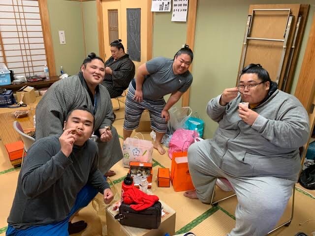 2ch大相撲 悲報 この千賀ノ浦部屋の画像 闇が深すぎる
