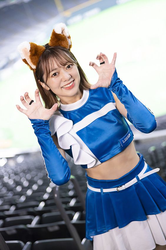 【画像16枚】きつねダンスの美女たちを見て癒されよう💕1