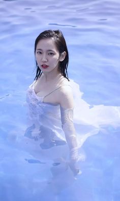 【画像】見てたら勃起が止まらなくなった吉岡里帆ちゃんのビキニ水着💕24