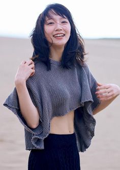 【画像】見てたら勃起が止まらなくなった吉岡里帆ちゃんのビキニ水着💕2