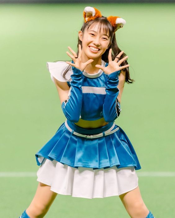 【画像16枚】きつねダンスの美女たちを見て癒されよう💕14