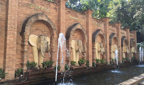 チェンマイ動物園入口