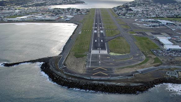 オプ速【画像と】世界の一風変わった空港をあげていくやで~【動画】コメントする