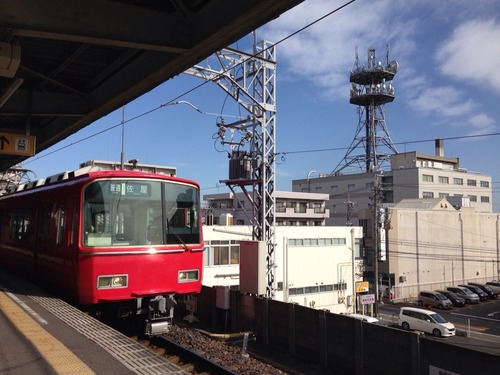 謎だらけの神様。