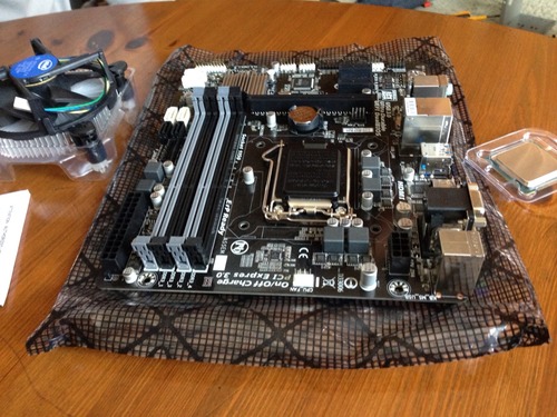 初めてのパソコン作り。