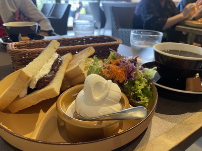 ソフトクリーム先に食べるか後に食べるか。