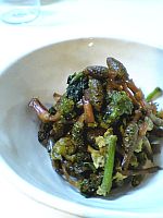 菜の花も一緒に炒りました。