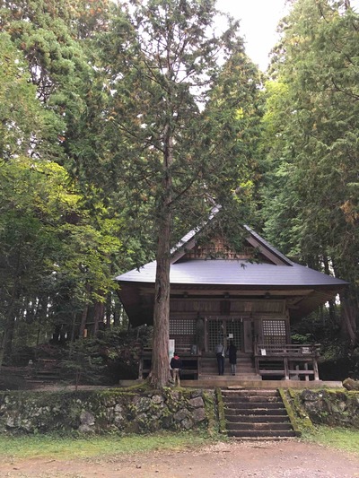 山から里へ戸隠五社詣り。