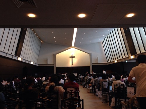 会場はミッション系スクール。