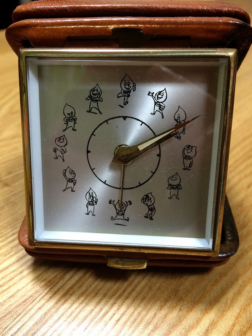 Essoのキャラクターエッソボーイのトラベルクロック オーダーメイドジュエリーを作る職人たちのブログ