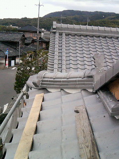 立浪隅蓋 : 日本瓦屋根研究室『和の心』～京都瓦工事浪漫～