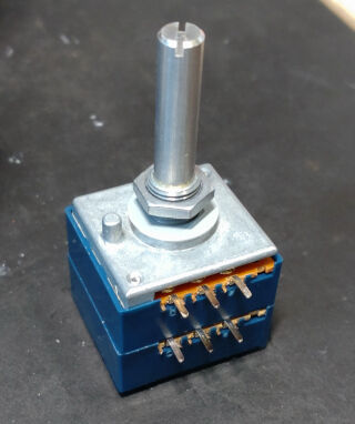 ONKYO Integra A-7、フォノイコ修理 →チューニング : 音の牢獄