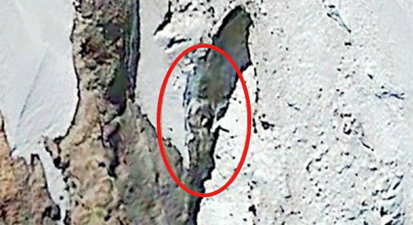 これ誰？ワシントン州アダムズ山で凍結された地球人らしからぬ巨人が発見される（アメリカ）
