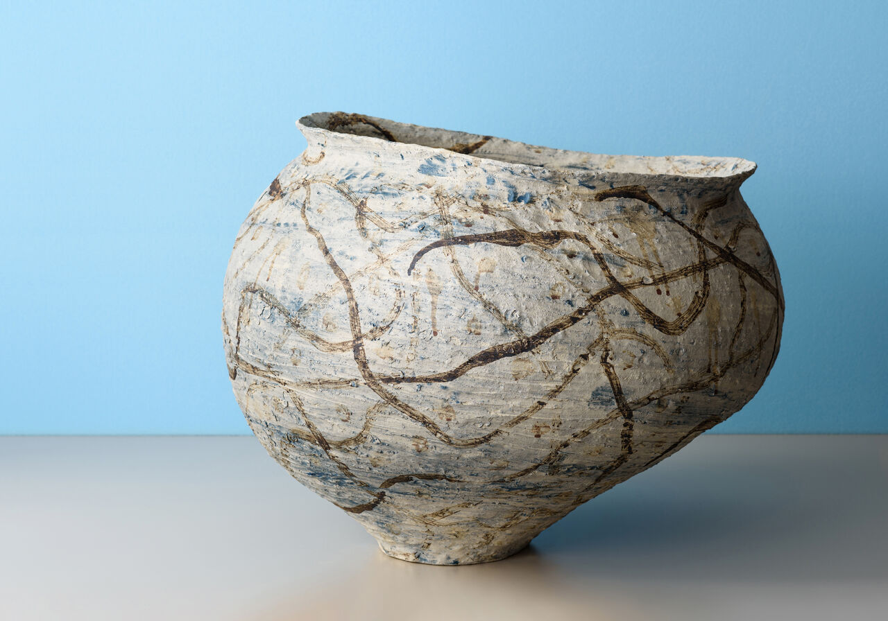 マジカルな異空間へ。『6つの壺とボトルメールが浮かぶ部屋 梅津庸一