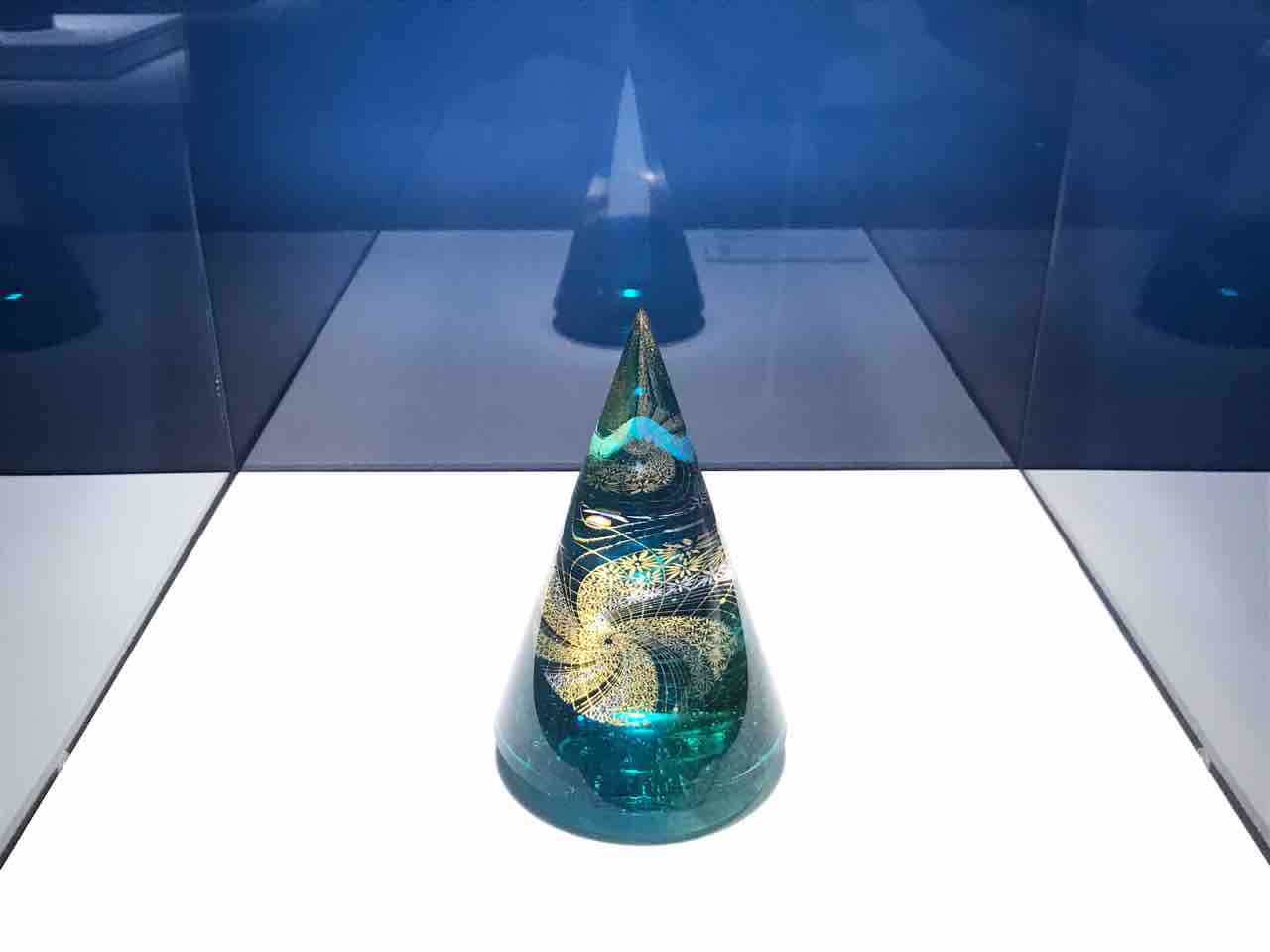伝統と革新の超絶技巧 和巧絶佳展 令和時代の超工芸 と生と死 アートの定理 伝統と革新の超絶技巧 和巧絶佳展 令和時代の超工芸 と生と死 アートの定理