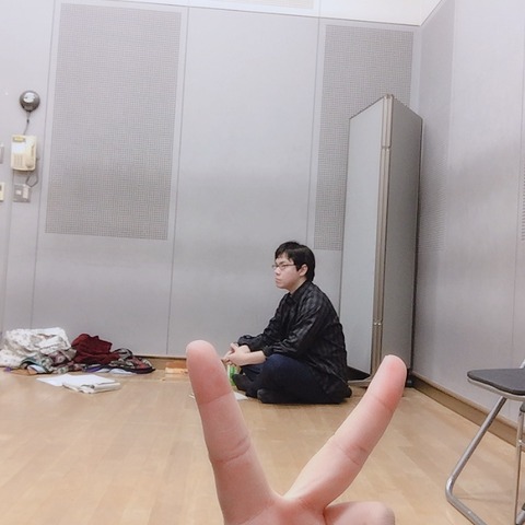 A207E8F0-5C81-4256-A97D-4B41F2DE35B2