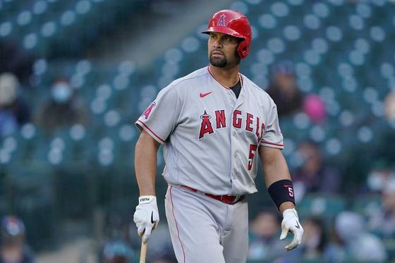 20210507_pujols2_ap-560x373