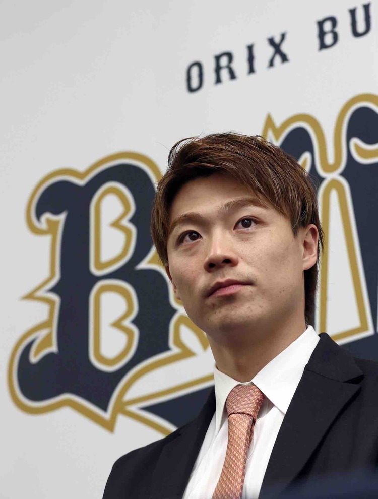 オリックス、一軍級契約更改スタート！小田100万増福也1000万増頓宮1600万増など常夏更改！！