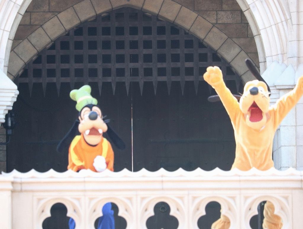 祝オープン ディズニーランドの新エリアに行ってきました おばさんと小学生の内緒のディズニー