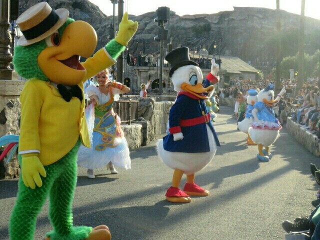 パイロ上がる おばさんと小学生の内緒のディズニー