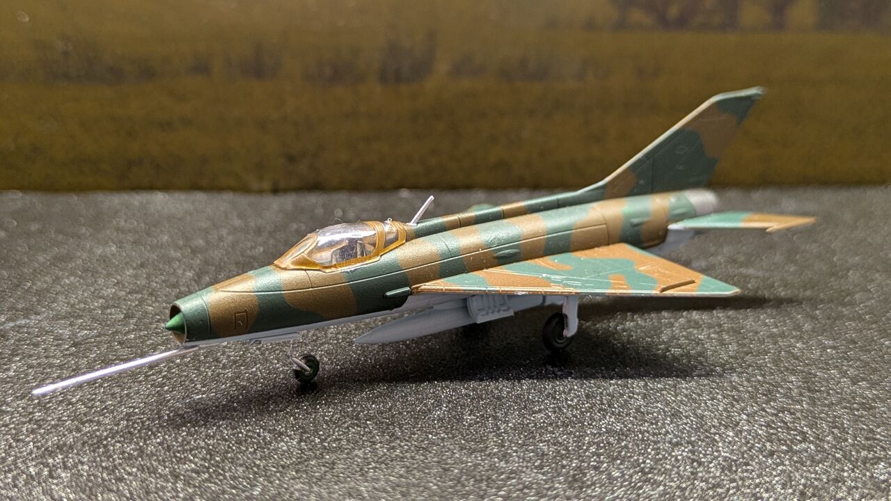★希少★ベンホビー ミコヤンMIG-21 フィッシュベッドF ミコヤン・グレビッチ MiG-21 フィッシュベッド: 倒すべき超音速