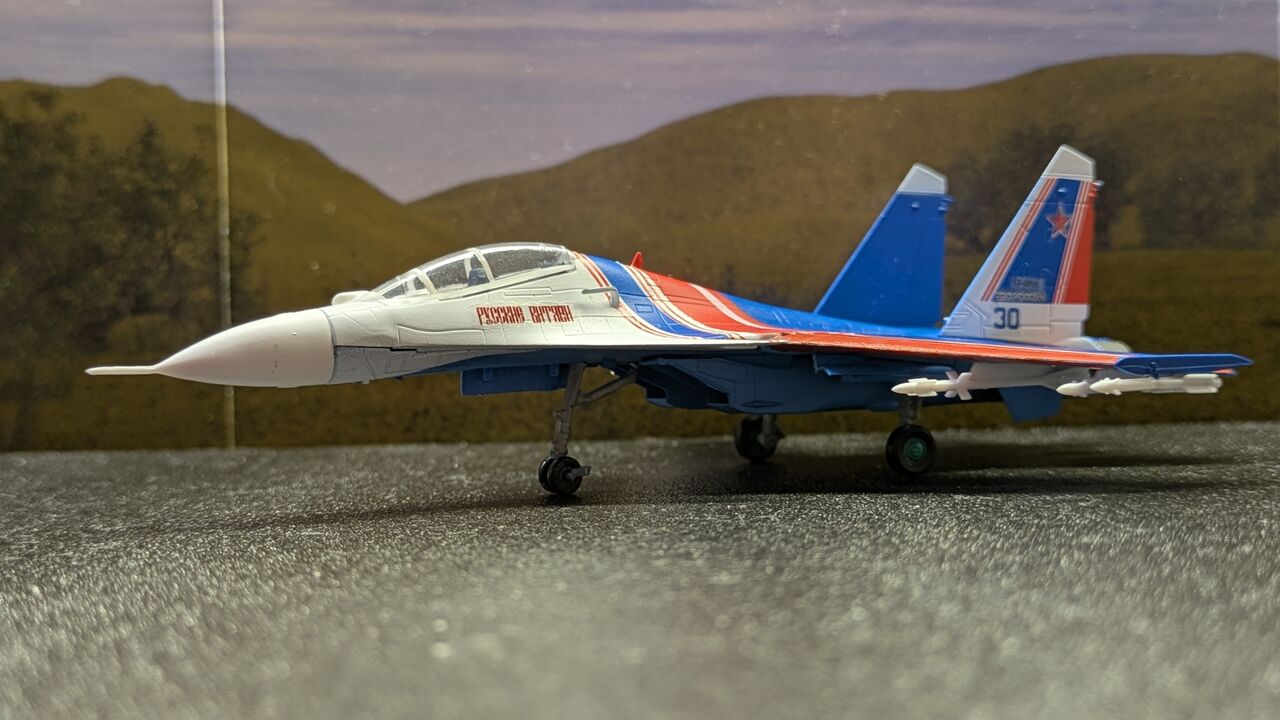 1/144プラモその30 Su-27 Su-30 フランカーシリーズ : 珱涼モーター