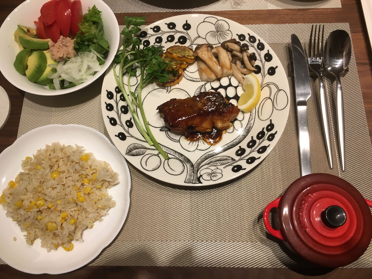 白身魚のムニエル トウモロコシごはん アボカドツナサラダ 冷たいトマト豆乳スープ ちゃわんキッチン 今日の晩ご飯