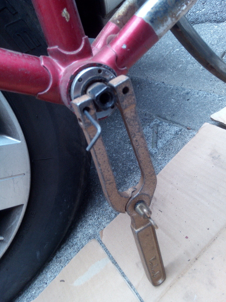 カニ 目 レンチ 自転車