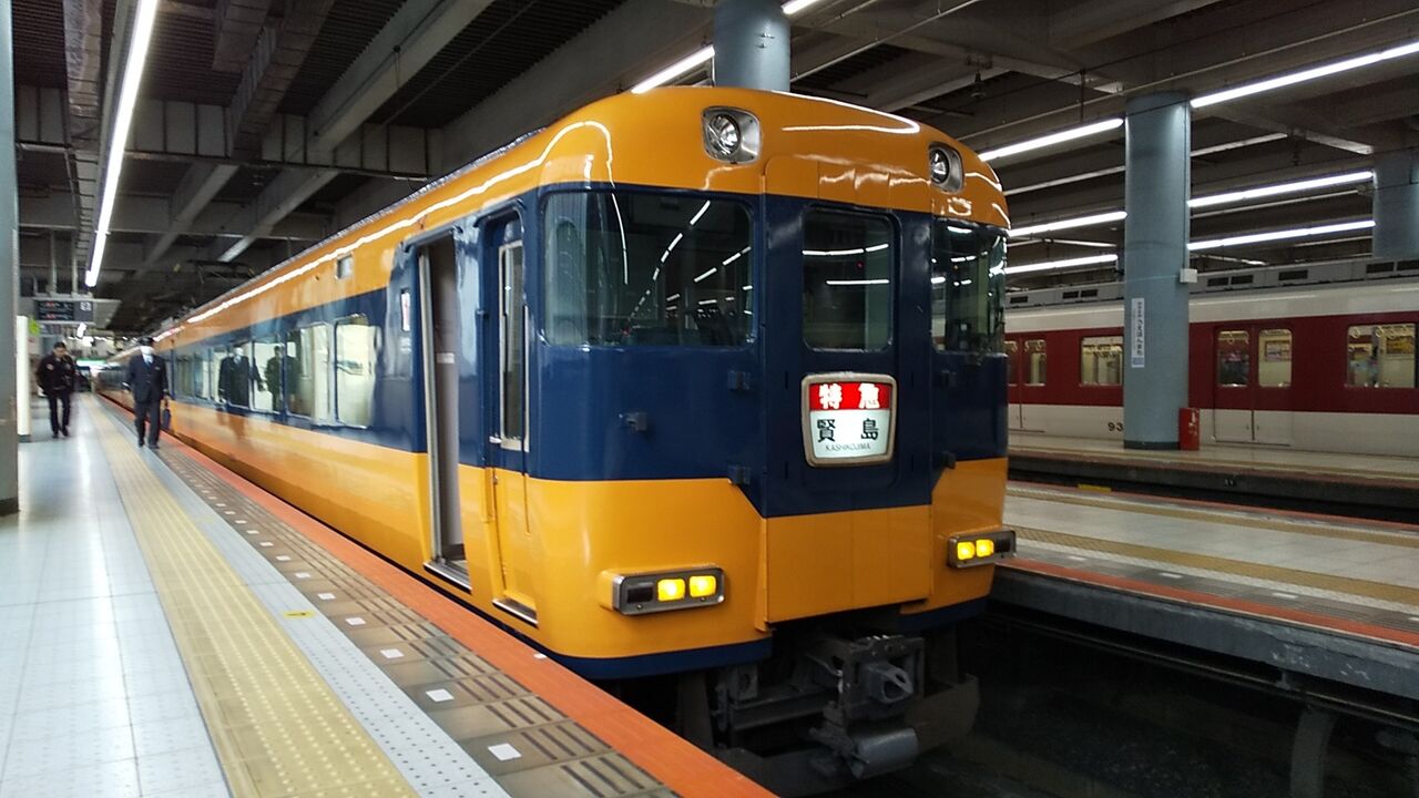 近鉄12200系 新スナックカー : 鮮魚特急・ボックス席