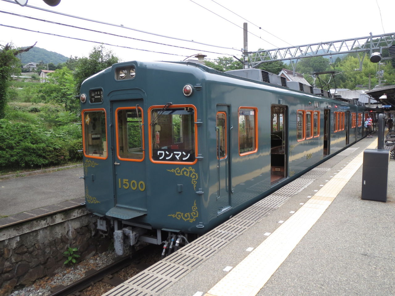 能勢電鉄1500系・1700系 : 鮮魚特急・ボックス席