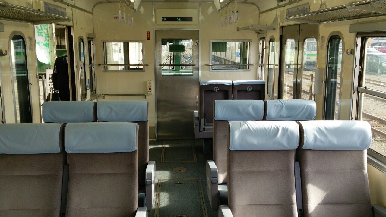 関東甲信越小さな旅】秩父鉄道で宝登山へ : 鮮魚特急・ボックス席