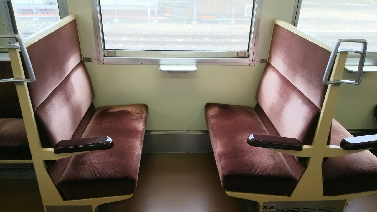 国鉄113系電車 : 鮮魚特急・ボックス席