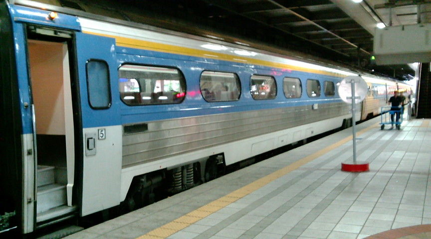 韓国鉄道公社 セマウル号 : 鮮魚特急・ボックス席