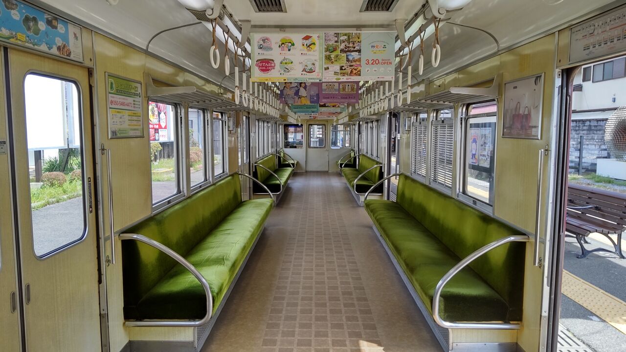 能勢電鉄1700系（1756編成） : 鮮魚特急・ボックス席