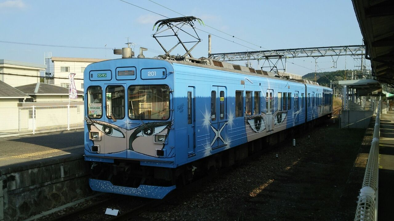 伊賀鉄道 : 鮮魚特急・ボックス席