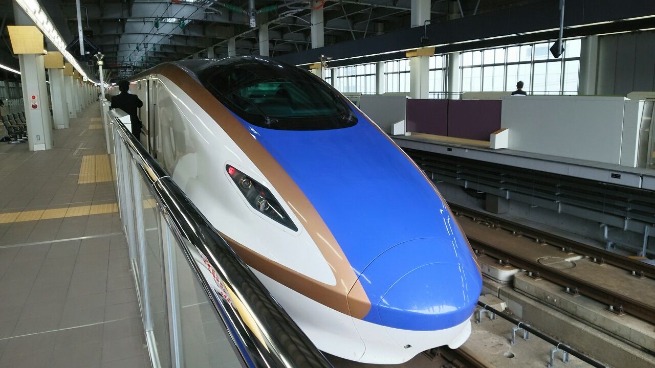 北陸新幹線 つるぎ : 鮮魚特急・ボックス席