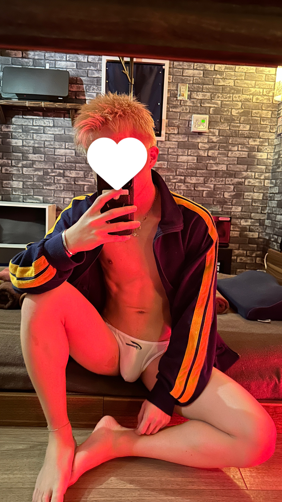 よいお年を。(キルア)【大阪梅田ゲイ,女装マッサージ売り専ルート６６BOY日記】