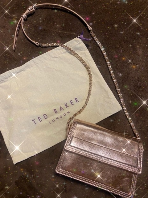 Osaka Escort Gift