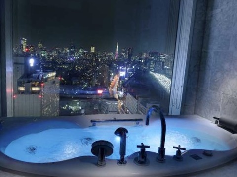 View Bath on the 36th Floor of the Shinagawa Prince Hotel
