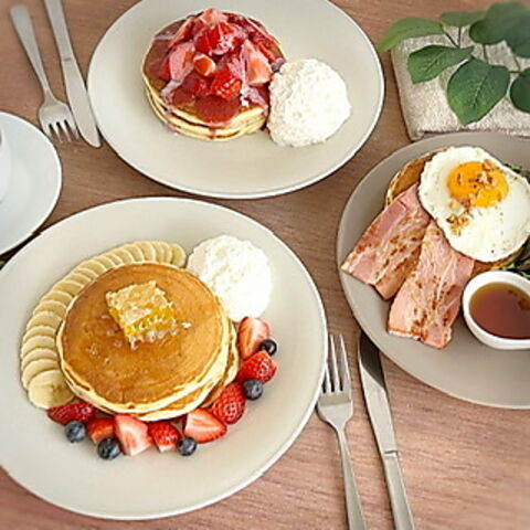 Photo of Tables cafe cross hotel Osaka