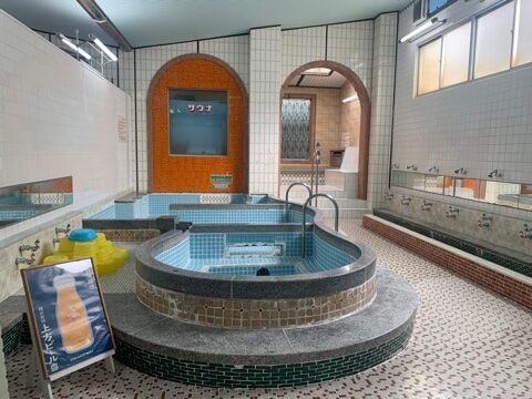 Osaka Escort Service Available at Swissotel Nankai Osaka