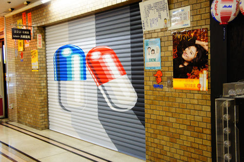 火事から生き残って「消防士」になった犬、ジェイクを紹介する