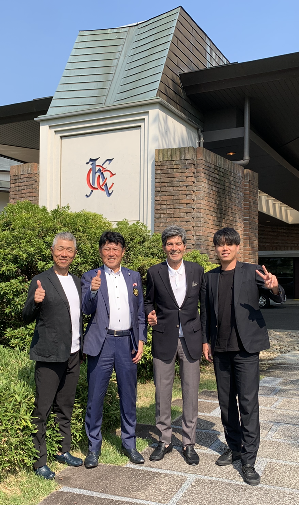 0029FCC2-6FE1-4AFD-BAB0-66B77AD3B6B0