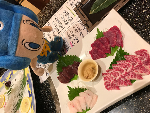 馬刺し