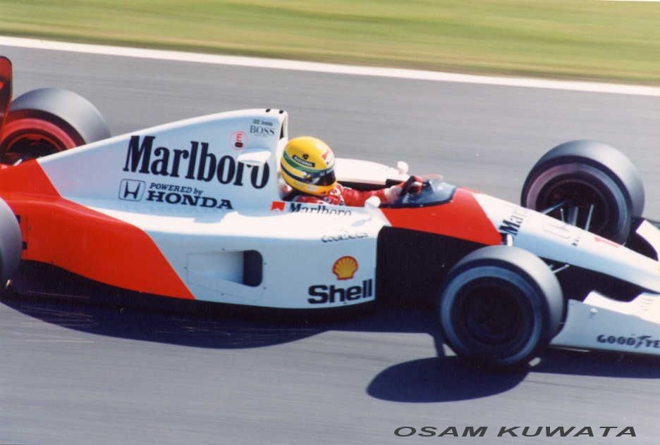 中嶋悟の鈴鹿ラストランでコースアウトした1991年F1日本GPから30年が経過したＳ字 - YouTube