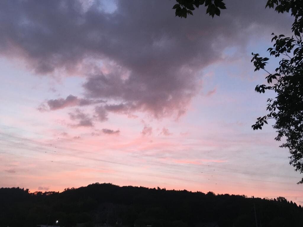 夕暮れの赤い空 イラストレーターおしのともこブログ