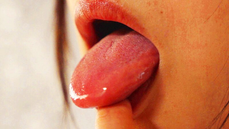 野咲美桜オナニーを披露しフル勃起させ手コキで潮を吹かせ精液ごっくん