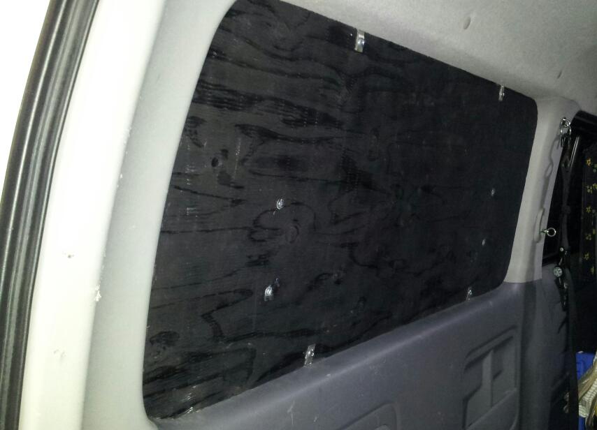 自作ハイエース リア窓パネル Shiman Vicho